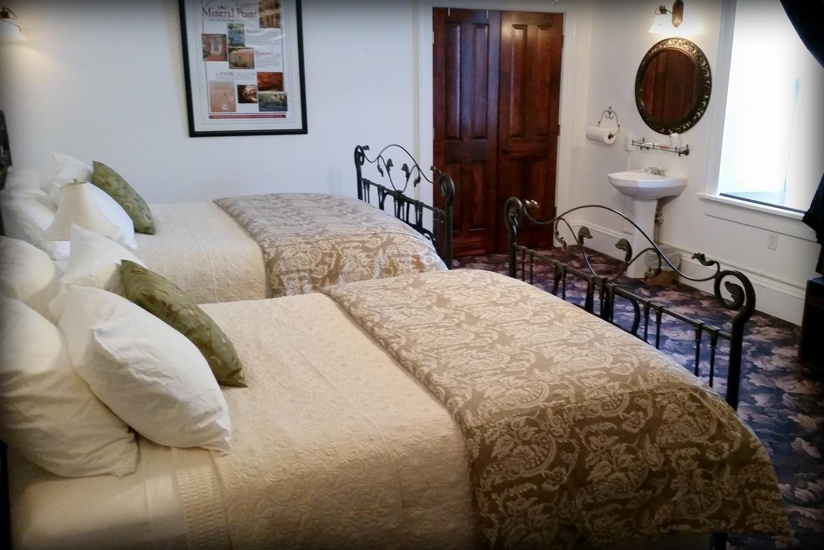 Mineral Point Hotel 外观 照片